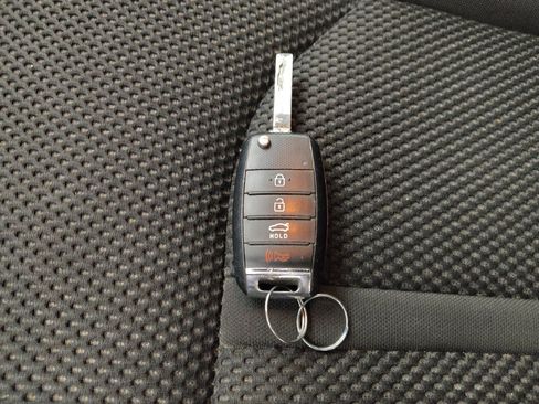 Used 2020 Kia Optima LX FWD image 32