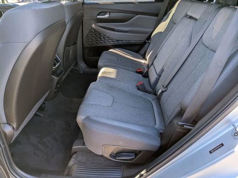 Used 2019 Hyundai Santa Fe SE image 28