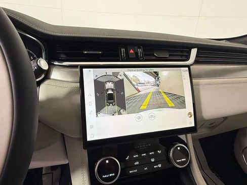 Used 2026 Jaguar F-PACE R-Dynamic S image 22