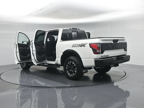 Used 2021 Nissan Titan PRO-4X w/ Pro-4x Convenience Package AWD/4WD image 36
