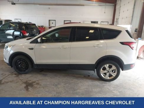 Used 2017 Ford Escape SE FWD image 10