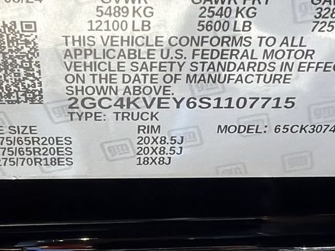 Used 2025 Chevrolet Silverado 3500 High Country w/ High Country Premium Package AWD/4WD image 32