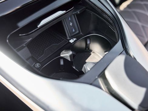 Used 2023 Mercedes-Benz SL 63 AMG 4MATIC image 61