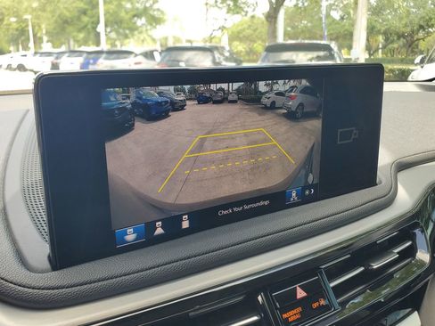 Used 2025 Acura MDX FWD image 31