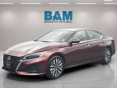Used 2024 Nissan Altima 2.5 SV