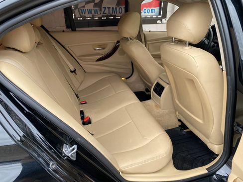 Used 2014 BMW 320i Sedan RWD image 11