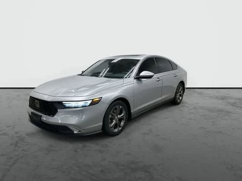Used 2023 Honda Accord EX image 7