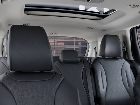 New 2026 Kia Carnival SX w/ SX Dark Edition Package FWD image 31