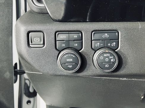 Used 2023 Chevrolet Silverado 1500 RST image 22