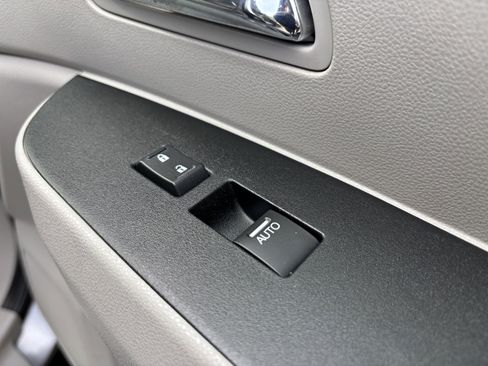 Used 2016 Honda Odyssey EX-L image 56