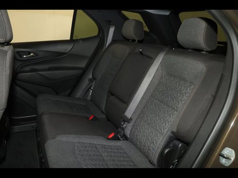 Used 2023 Chevrolet Equinox LT AWD/4WD image 28