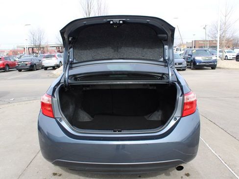 Used 2019 Toyota Corolla LE image 8