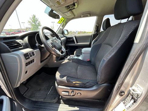 Used 2012 Toyota 4Runner SR5 AWD/4WD image 12