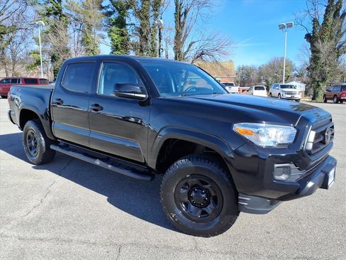 Used 2023 Toyota Tacoma SR image 2