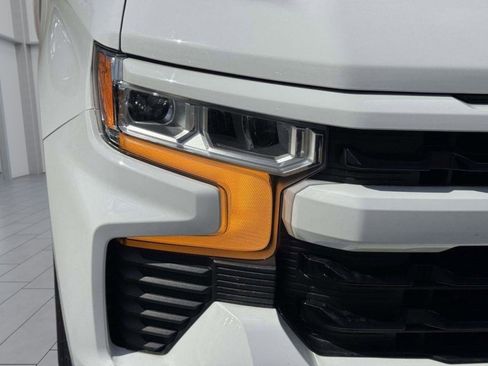 Used 2023 Chevrolet Silverado 1500 RST AWD/4WD image 6