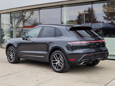 New 2026 Porsche Macan image 3