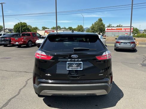 Used 2021 Ford Edge SEL AWD/4WD image 9