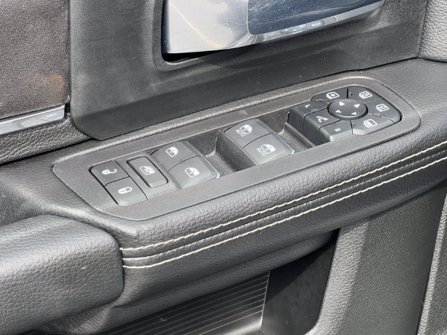 Used 2026 RAM 2500 Laramie AWD/4WD image 18