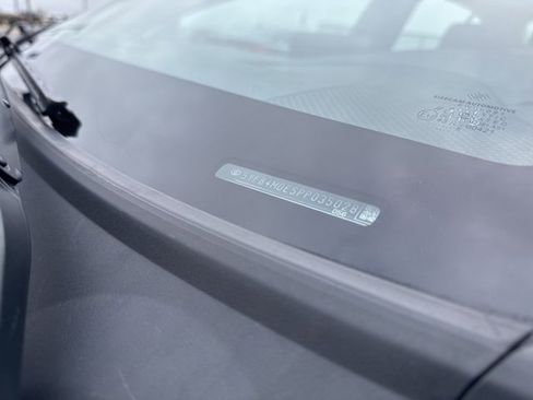 Used 2023 Toyota Corolla LE image 21