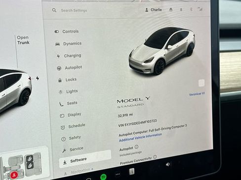 Used 2021 Tesla Model Y 2WD image 22