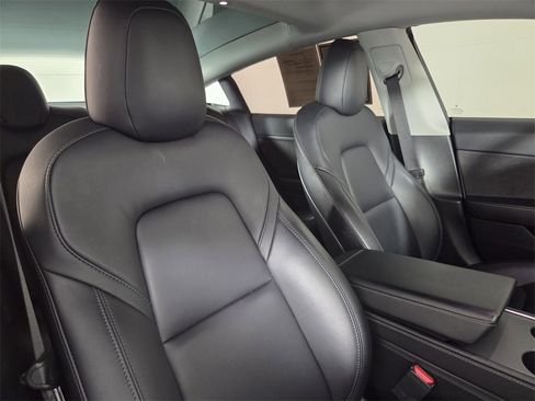 Used 2023 Tesla Model 3 Standard Range image 35