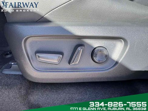 Used 2025 Toyota 4Runner Limited image 15