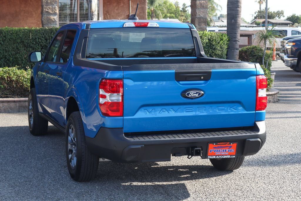Used 2025 Ford Maverick XLT w/ Equipment Group 302A AWD/4WD image 6