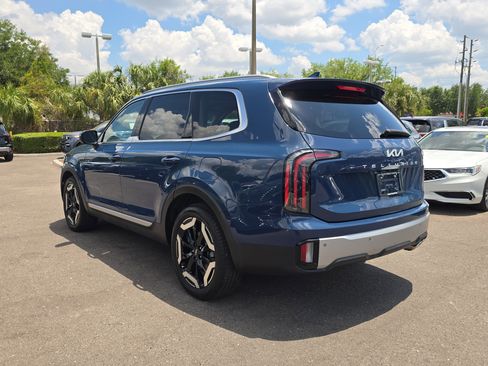 Certified 2023 Kia Telluride EX FWD image 6