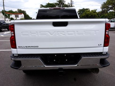 Used 2022 Chevrolet Silverado 2500 LT w/ Convenience Package image 6