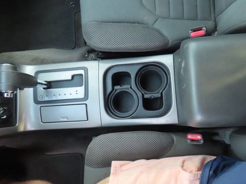 Used 2011 Nissan Pathfinder S AWD/4WD image 50