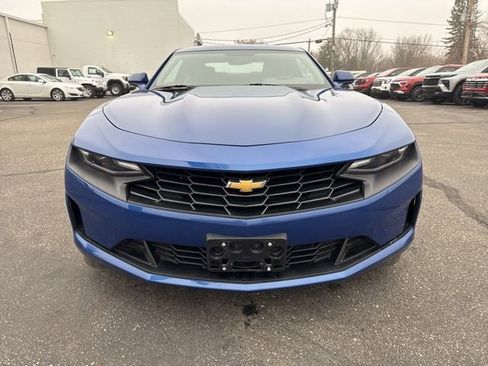 Used 2019 Chevrolet Camaro LT image 8