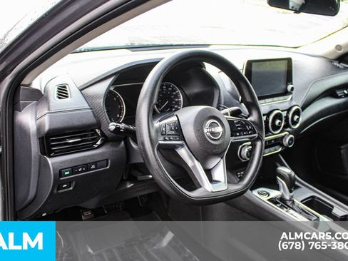 Used 2024 Nissan Sentra SV FWD image 21