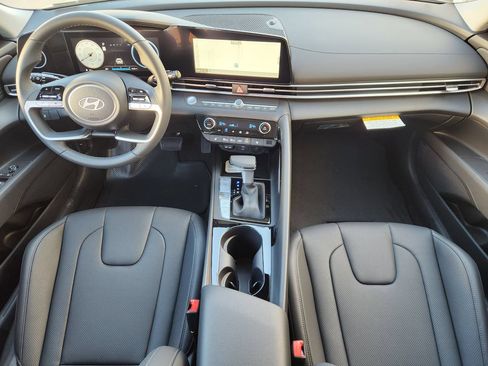 New 2026 Hyundai Elantra Limited FWD image 27
