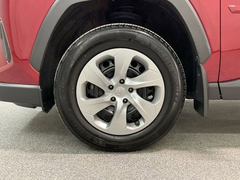 Used 2023 Toyota RAV4 LE AWD/4WD image 30