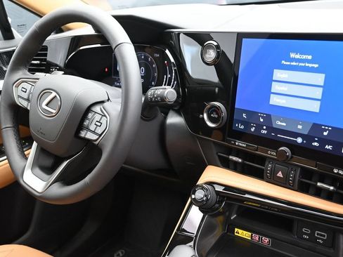 New 2026 Lexus NX 350 AWD image 27