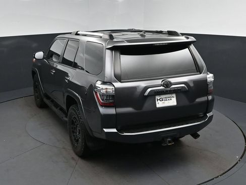 Used 2021 Toyota 4Runner SR5 Premium w/ Moonroof Package RWD image 33