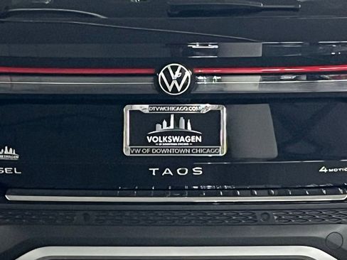 New 2026 Volkswagen Taos SEL AWD/4WD image 35