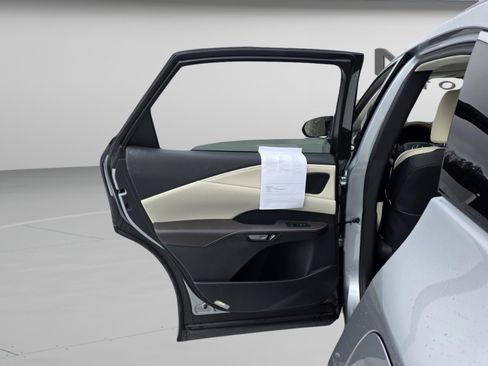 Used 2024 Lexus RX 350 Premium Plus w/ Convenience Package image 19