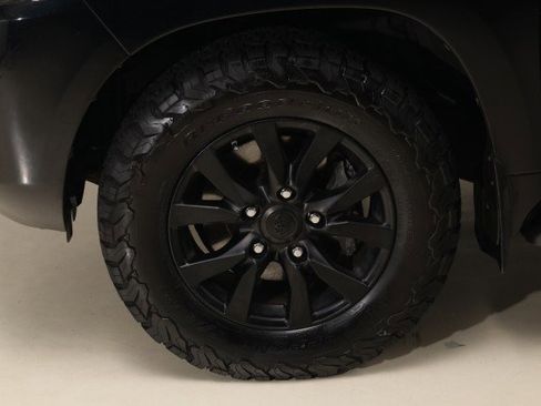 Used 2016 Toyota Land Cruiser AWD/4WD image 53