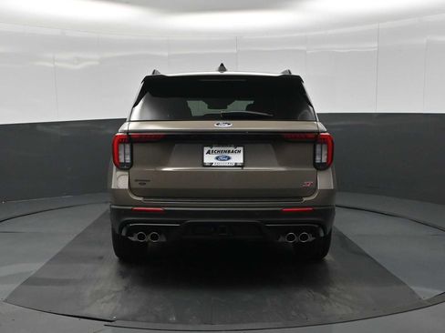New 2026 Ford Explorer ST image 8