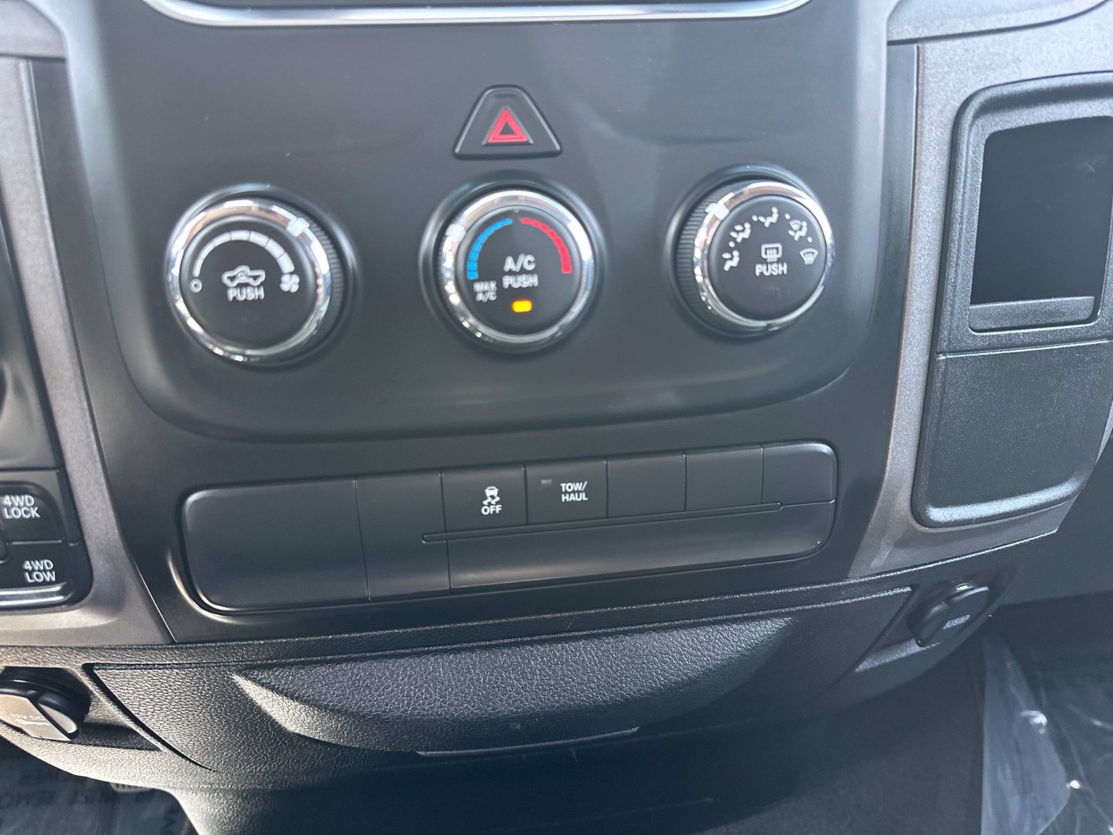 Used 2019 RAM 1500 Express w/ Express Value Package AWD/4WD image 51