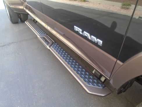 Used 2024 RAM 3500 Limited w/ Safety Group image 27