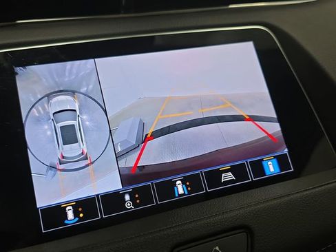 Certified 2022 Cadillac XT4 Premium Luxury w/ Enhanced Visibility Package FWD image 20