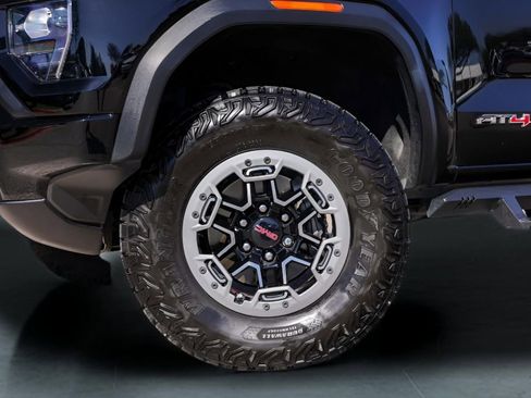 Used 2023 GMC Canyon AT4X w/ Edition 1 image 4
