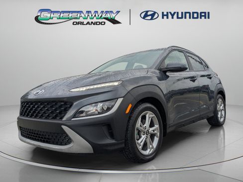 Certified 2022 Hyundai Kona SEL w/ Convenience Package FWD image 4