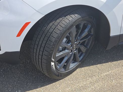 Used 2024 Chevrolet Equinox RS FWD image 33