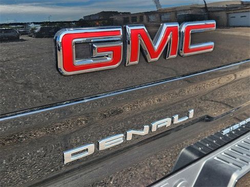 Used 2024 GMC Sierra 1500 Denali w/ Denali Reserve Package image 15