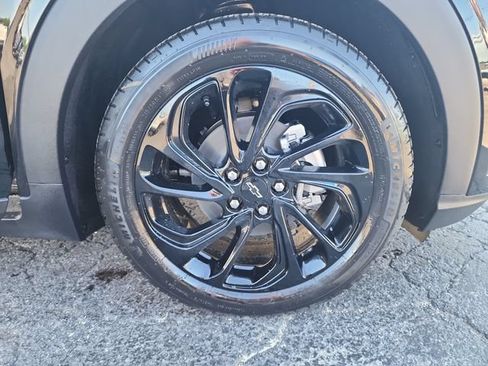 New 2027 Chevrolet Bolt RS w/ Super Cruise Package FWD image 27