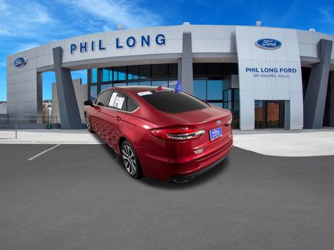 Certified 2020 Ford Fusion SE AWD/4WD image 3