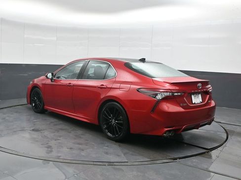 Used 2021 Toyota Camry XSE image 8